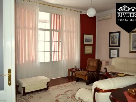 Prodaja, četvorosoban stan, 177m², Centar, Herceg Novi - image 7