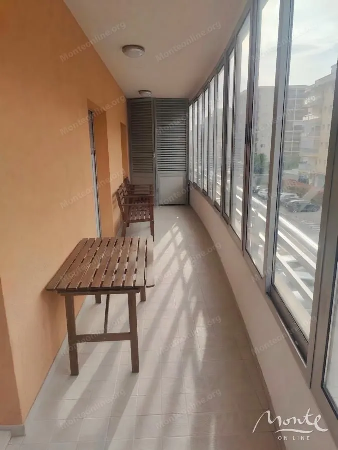 Prodaja, dvosoban stan, 75m², City Kvart, Podgorica