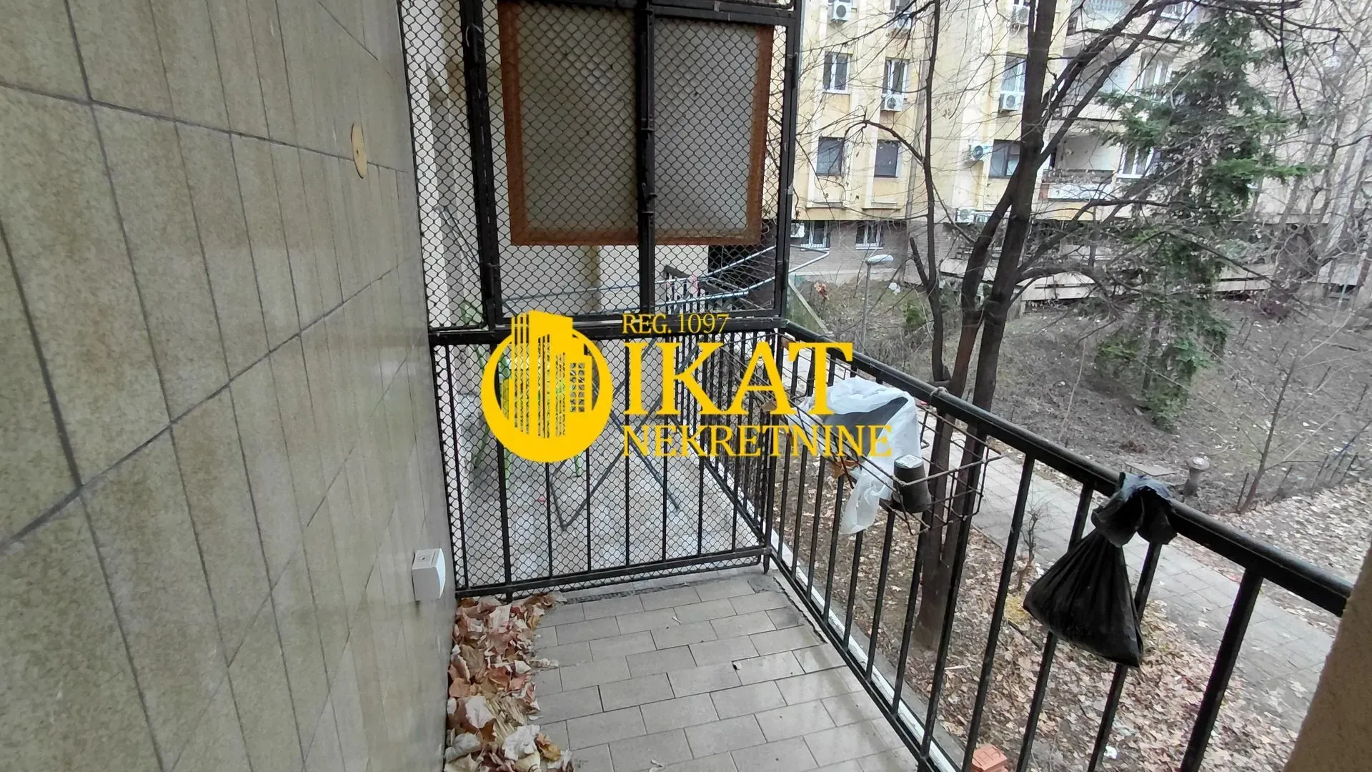 Izdavanje, četvorosoban stan, 110m², Vračar Centar, Vračar Sve Podlokacije