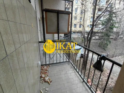 Izdavanje, četvorosoban stan, 110m², Vračar Centar, Vračar Sve Podlokacije - image 13