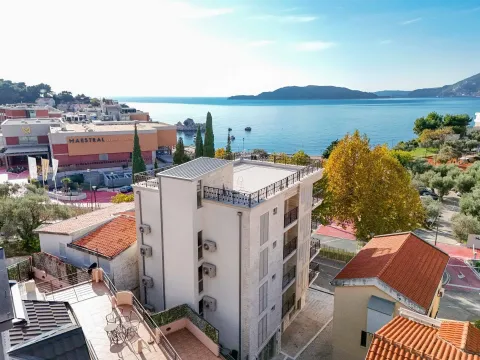 Prodaja, dvosoban stan, 67m², Pržno, Budva