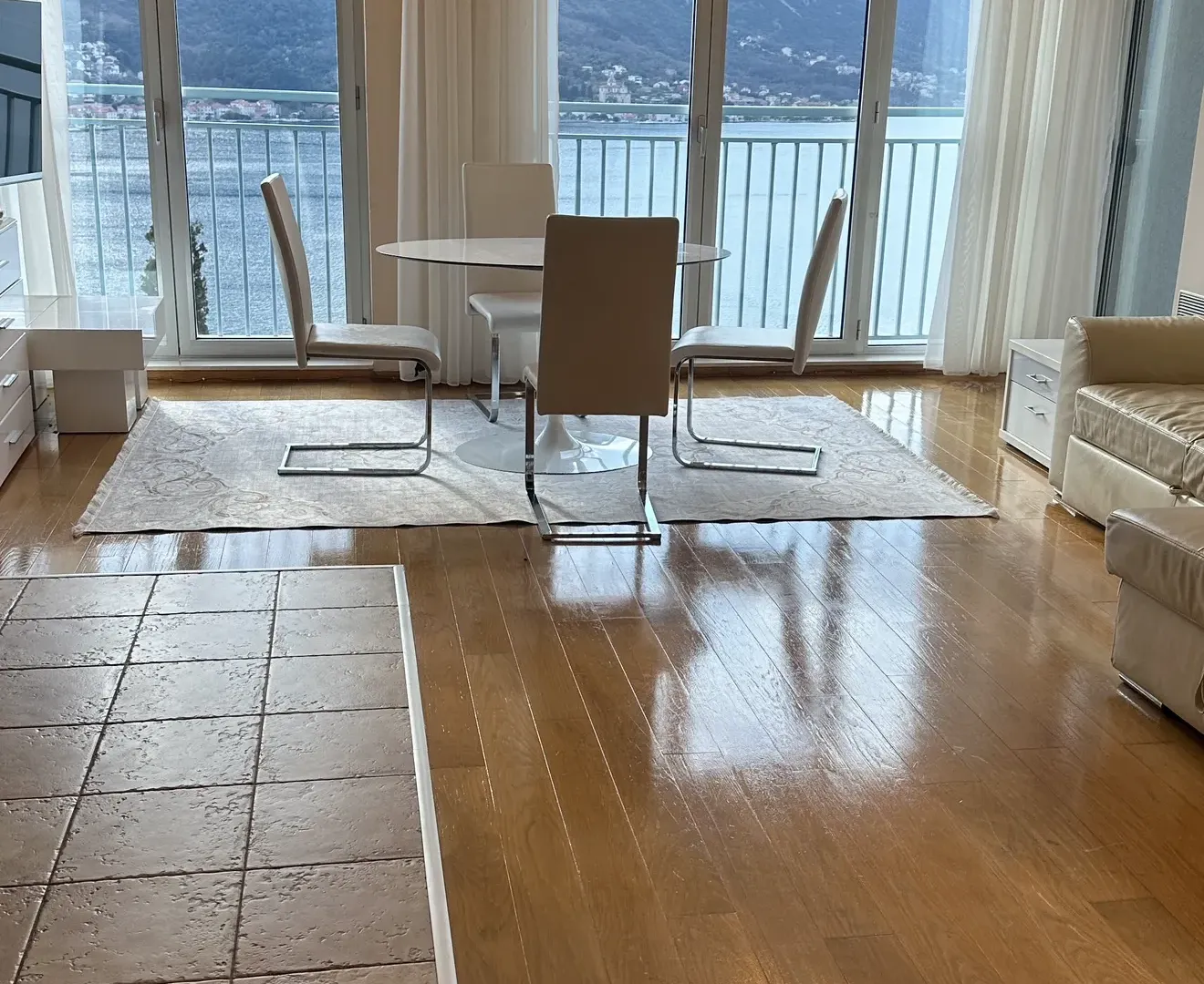 Prodaja, dvosoban stan, 75m², Grad, Kotor