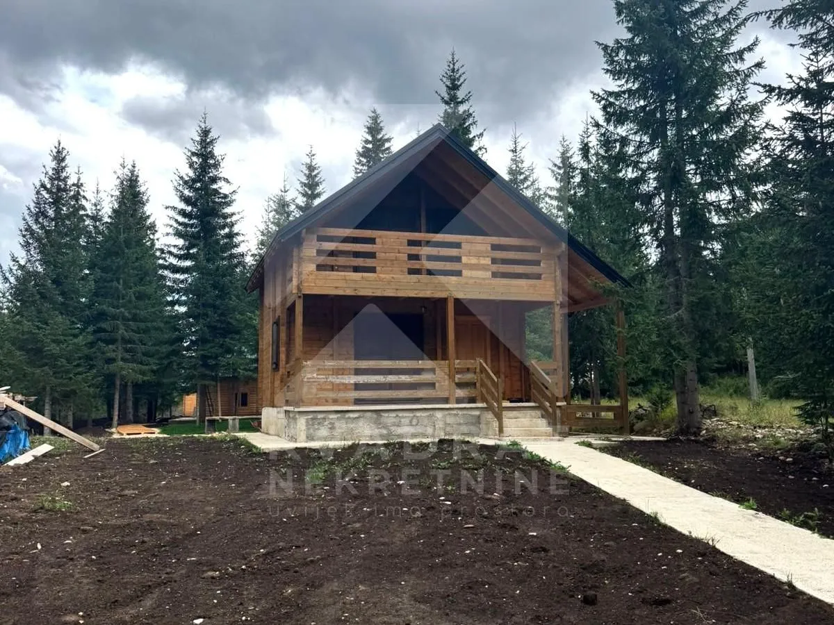 Prodaja, kuća, 96m², Uskoci, Žabljak
