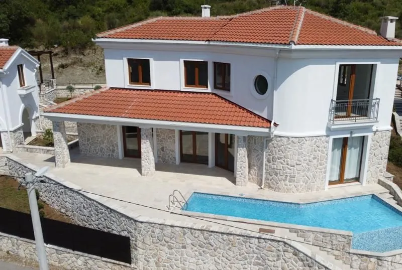 Prodaja, kuća, 320m², Tivat, Crna Gora