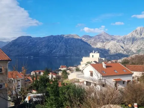 Sale, two bedroom apartment, 80m², Dobrota, Kotor - image 5