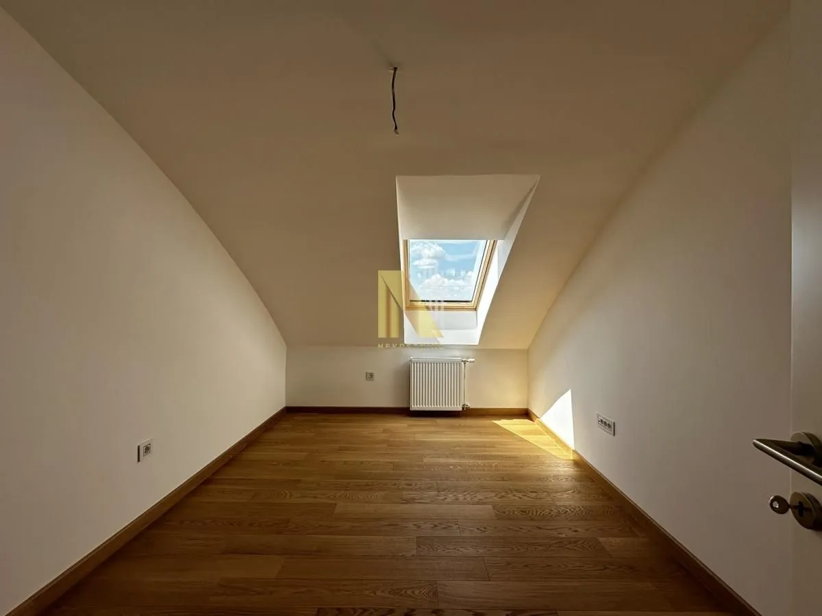 Prodaja, stan, 185m², Grbavica, Novi Sad Sve Podlokacije