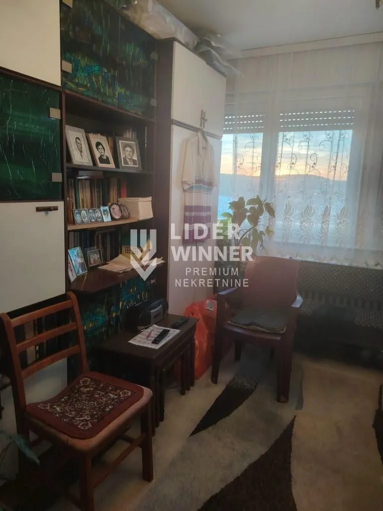 Prodaja, dvosoban stan, 41m², Kanarevo Brdo, Beograd
