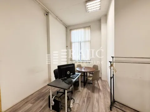 Rent, office space, 165m², Stari Grad, Beograd - image 12