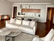 Izdavanje, dvosoban stan, 160m², Porto Montenegro, Tivat - image 2