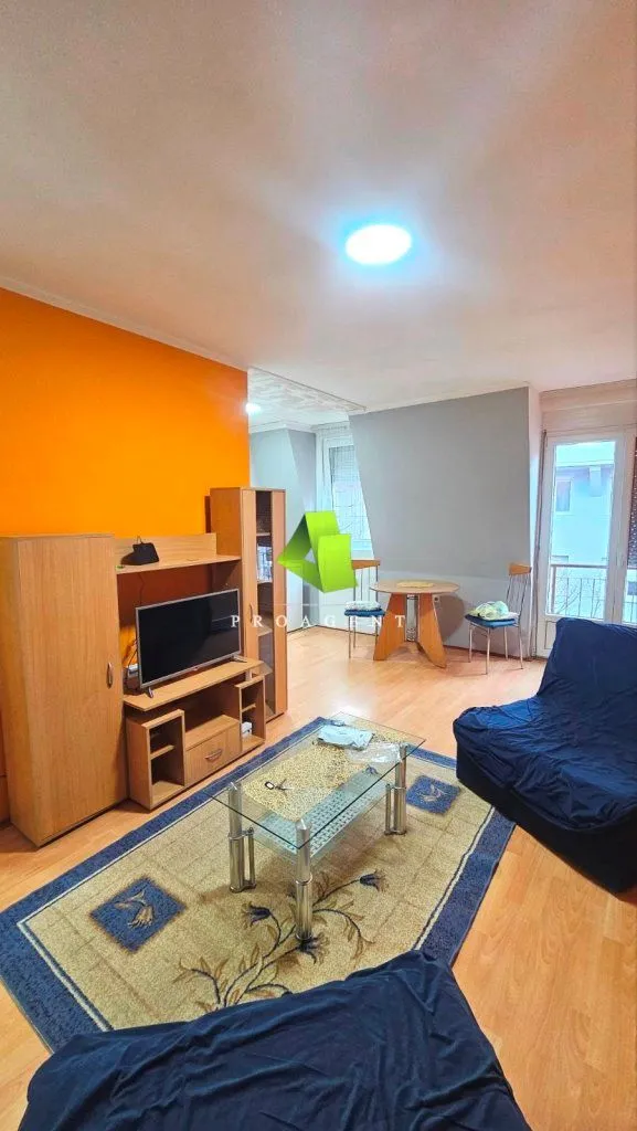 Rent, apartment, 25m², Palilula, Niš