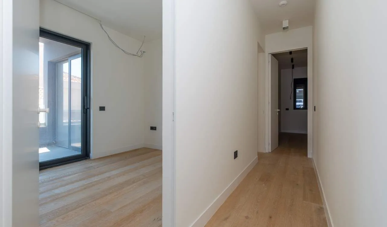 Prodaja, trosoban stan, 149m², Gospoština, Budva