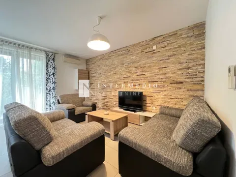 Izdavanje, jednosoban stan, 52m², Savina, Herceg Novi - image 2