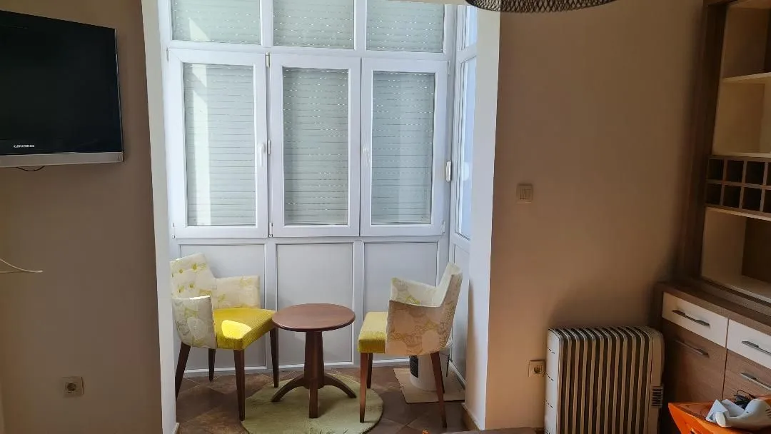 Izdavanje, jednosoban stan, 54m², Preko Morače, Podgorica