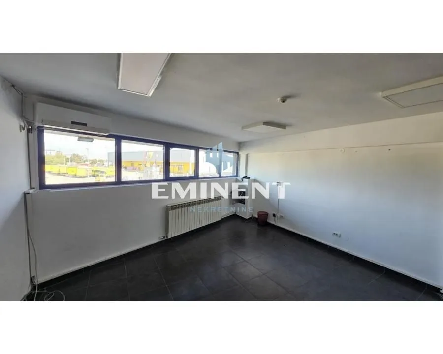 Rent, office space, 110m², Zemun Sve Podlokacije, Beograd