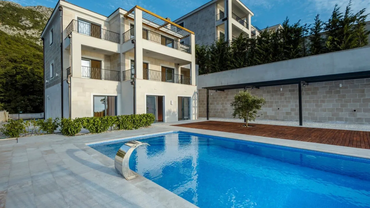 Sale, house, 450m², Tudorovići, Budva