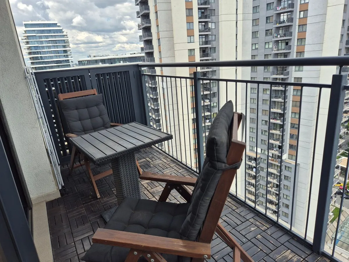 Izdavanje, četvorosoban stan, 88m², Savski Venac, Beograd