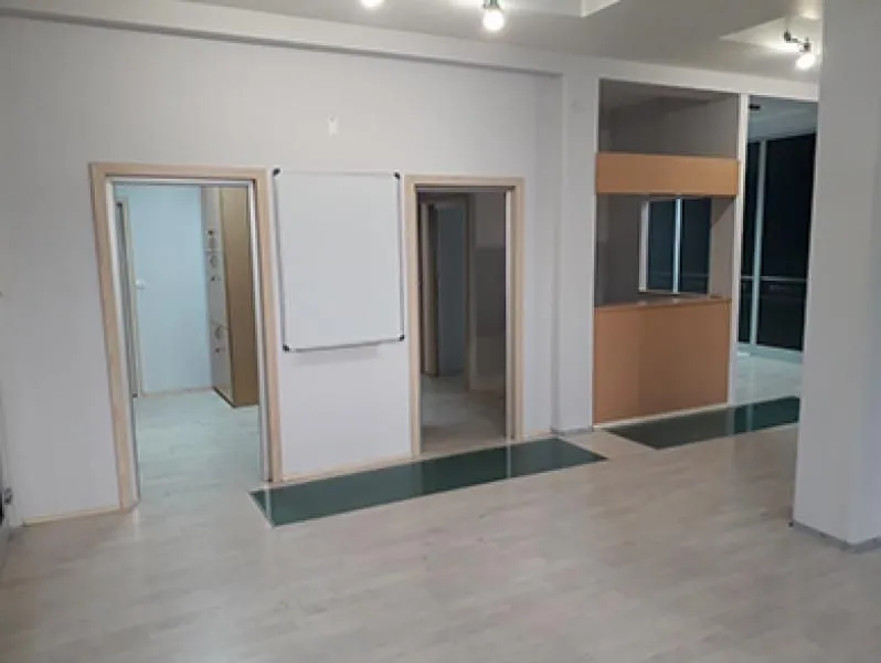 Rent, office space, 145m², Vračar Hram, Vračar Sve Podlokacije