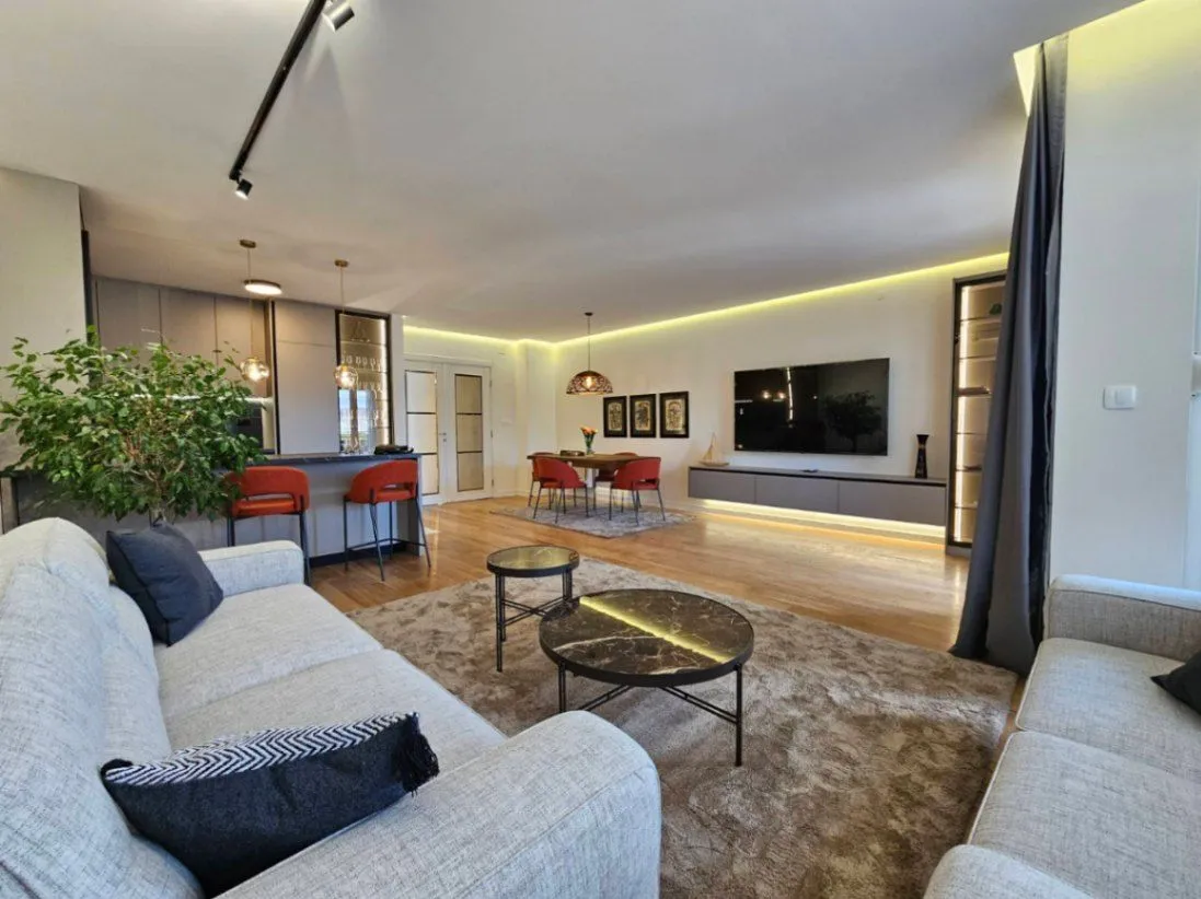 Rent, two bedroom apartment, 110m², Central Point, Podgorica