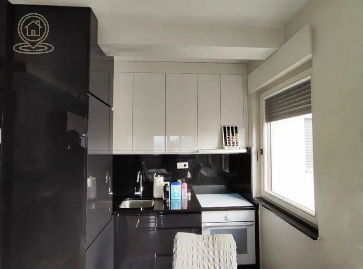 Izdavanje, dvosoban stan, 56m², Južni Bulevar, Vračar Sve Podlokacije