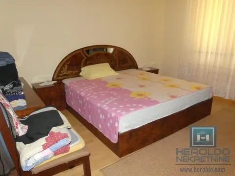 Sale, house, 279m², Strelište, Jagodina - image 11