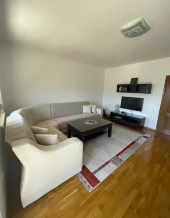 Izdavanje, stan, 72m², Ilino, Bar