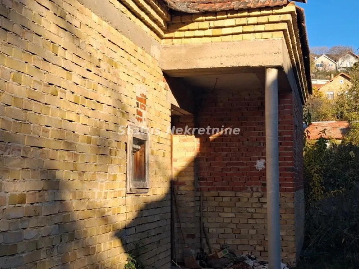 Prodaja, kuća, 250m², Novi Sad, Srbija