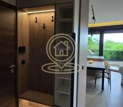 Izdavanje, trosoban stan, 83m², Olimp, Zvezdara Sve Podlokacije - image 13