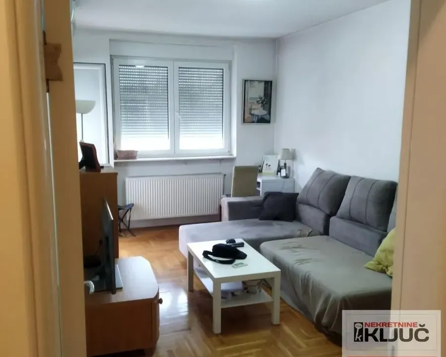 Prodaja, dvosoban stan, 44m², Socijalno, Novi Sad Sve Podlokacije