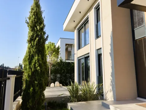 Sale, house, 262m², Donja Gorica, Podgorica - image 3