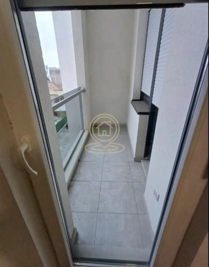 Prodaja, dvosoban stan, 43m², Salajka, Novi Sad Sve Podlokacije
