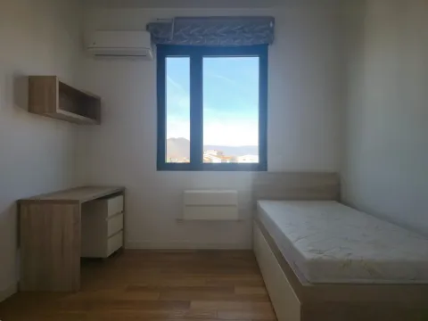 Izdavanje, trosoban stan, 95m², City Kvart, Podgorica - image 9