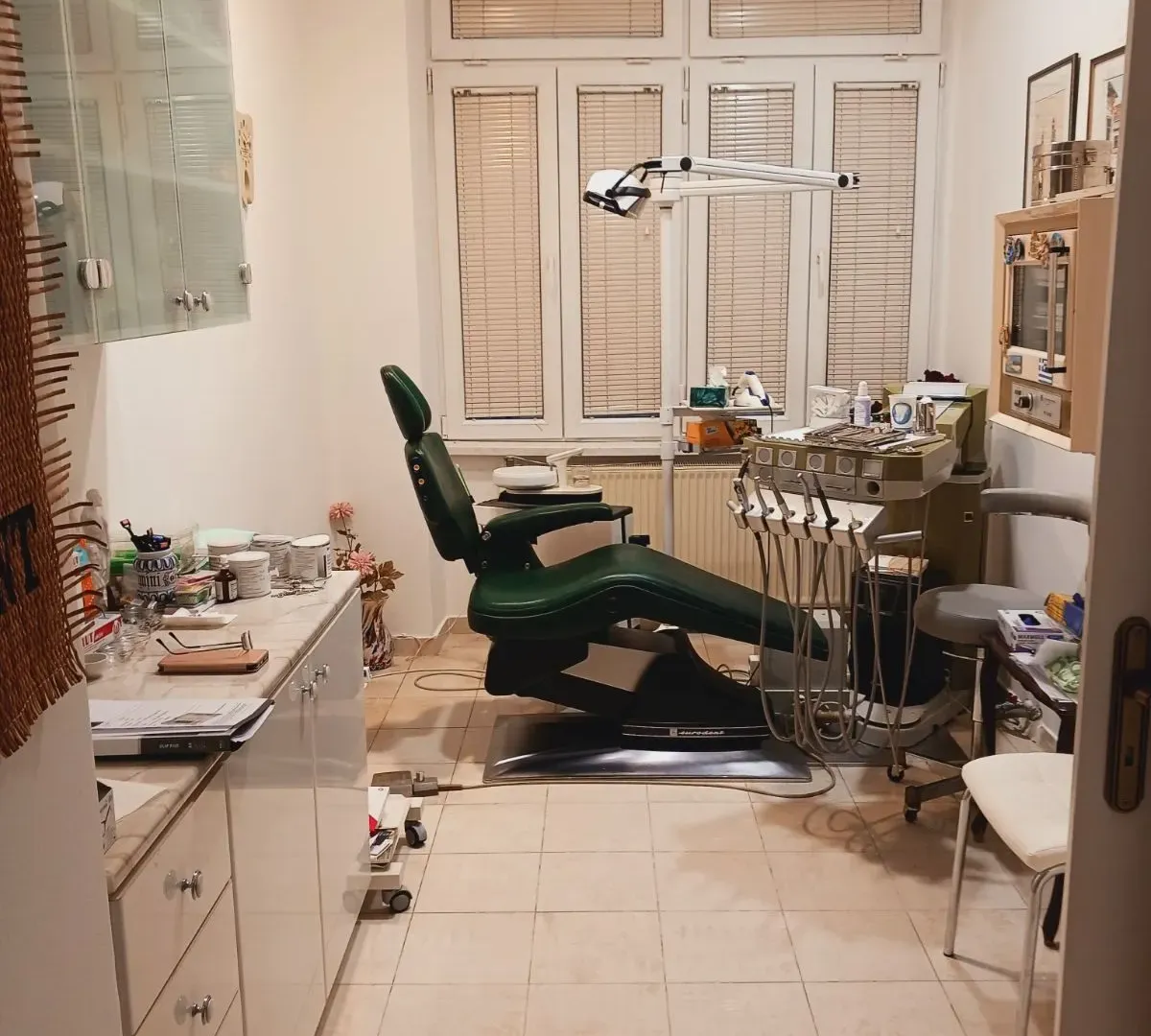 Rent, office space, 33m², Altina, Beograd