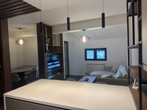 Prodaja, stan, 94m², Centar, Kolašin - image 2