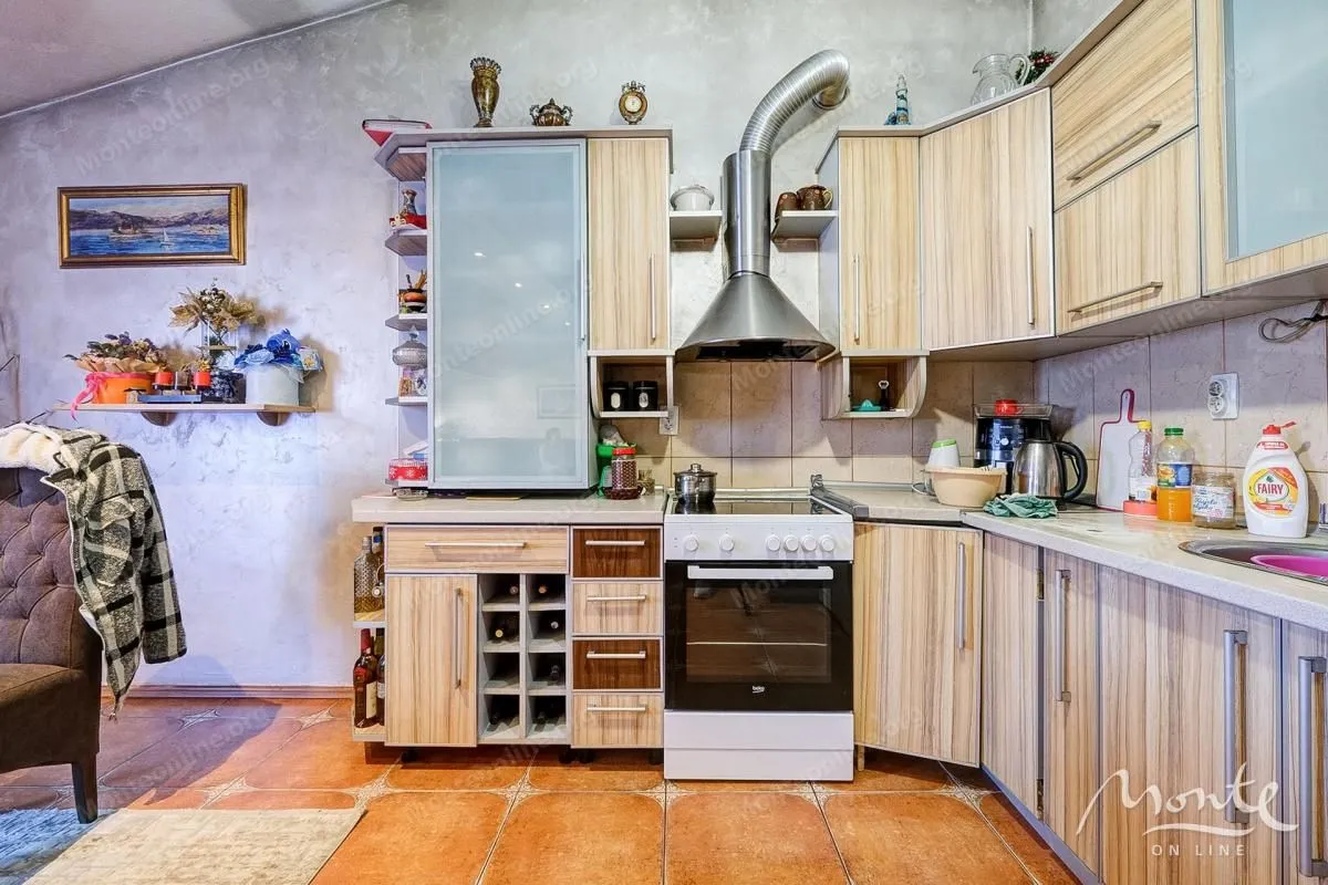 Prodaja, kuća, 219m², Dobrota, Kotor
