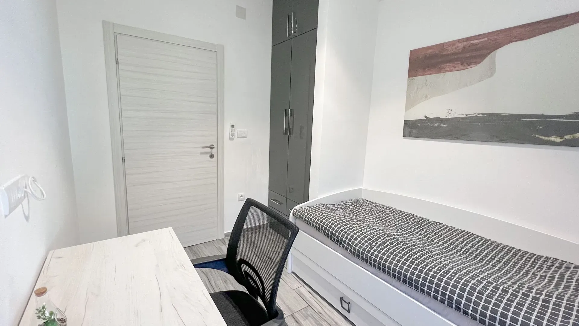 Prodaja, dvosoban stan, 55m², Tivat, Crna Gora