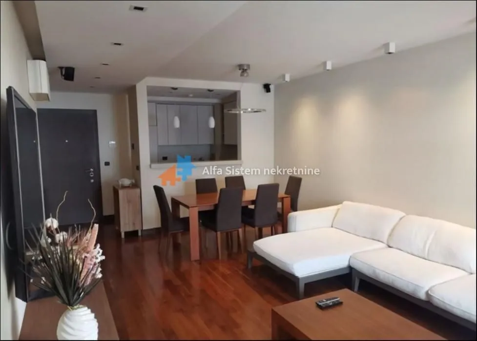 Izdavanje, dvosoban stan, 63m², Novi Beograd Sve Podlokacije, Beograd