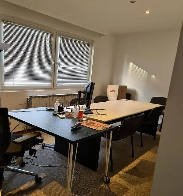 Rent, office space, 160m², Stari Grad, Beograd