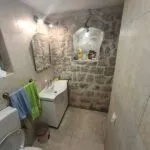 Izdavanje, kuća, 247m², Cetinje, Crna Gora - image 3