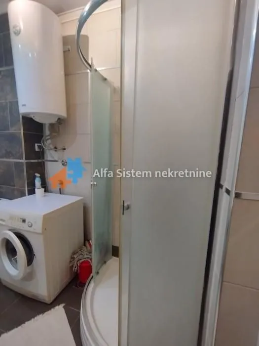 Izdavanje, dvosoban stan, 56m², Crveni Krst, Beograd