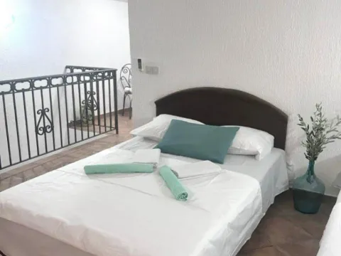 Prodaja, kuća, 400m², Reževići, Budva - image 10