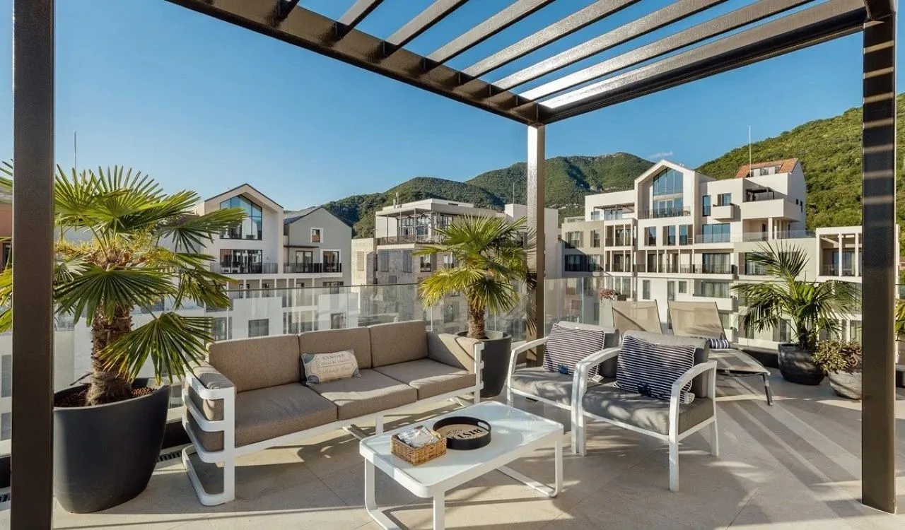 Sale, two bedroom apartment, 179m², Porto Montenegro, Tivat