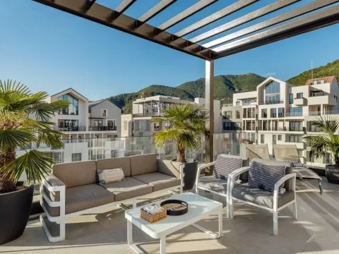 Sale, two bedroom apartment, 179m², Porto Montenegro, Tivat - image 16