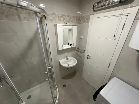 Rent, four bedroom apartment, 129m², Bečići, Budva - image 17