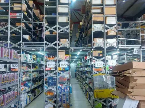 Izdavanje, poslovni prostor, 1380m², Batajnica, Beograd - image 2