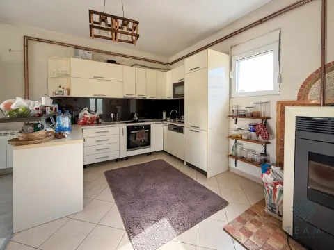 Rent, house, 100m², Gornja Gorica, Podgorica - image 6