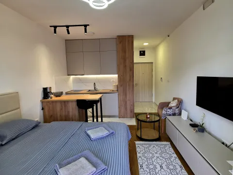 Daily-rent, one bedroom apartment, 26m², Pobrežje, Podgorica - image 2