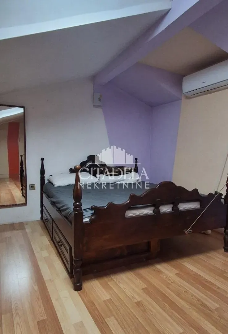 Sale, two bedroom apartment, 66m², Vračar Sve Podlokacije, Beograd