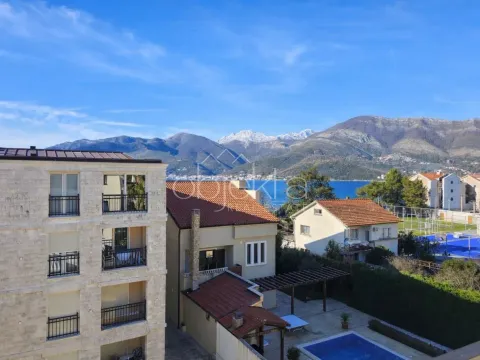 Izdavanje, stan, 133m², Tivat, Crna Gora - image 2