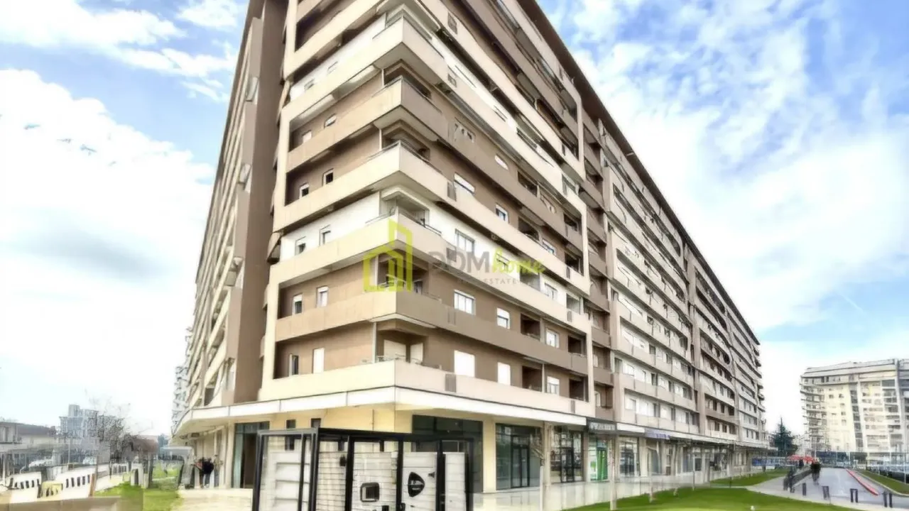 Izdavanje, poslovni prostor, Central Point, Podgorica