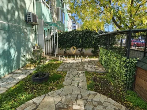 Izdavanje, dvosoban stan, 68m², Stari Aerodrom, Podgorica - image 11